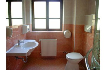 Hungrie Privát Siófok, Extérieur